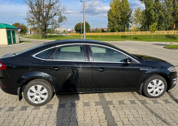 Ford Mondeo cena 34900 przebieg: 175000, rok produkcji 2013 z Legnica małe 232